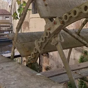 Au Fil De L'eau , Avignon France